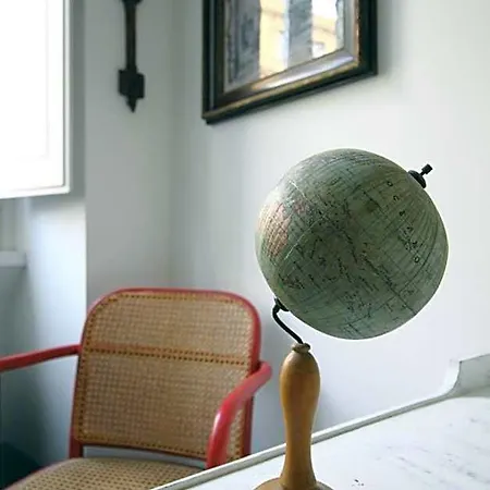 L'architetto Oda ve Kahvaltı